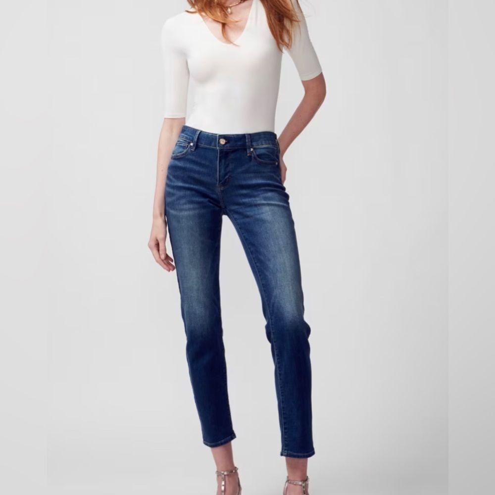 White House Black Market The Slim Crop jeans size 14